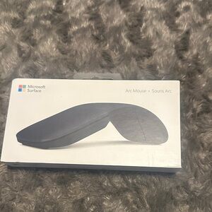 Microsoft Surface wireless Arc Mouse black   New in box